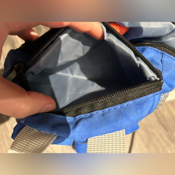 Dragon/dinosaur toddler backpack - Picture 4 of 6